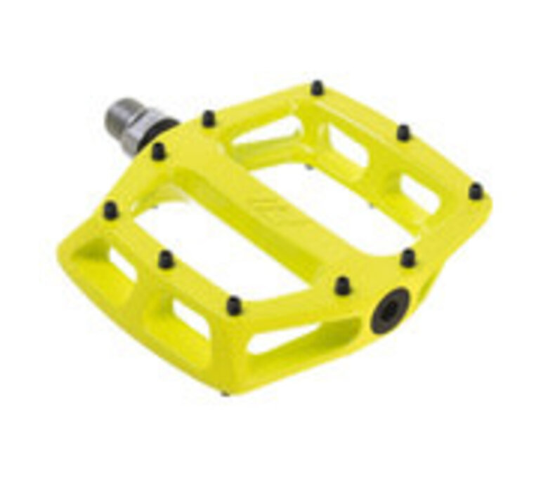 DMR V-12 Platform Pedals - 9/16"